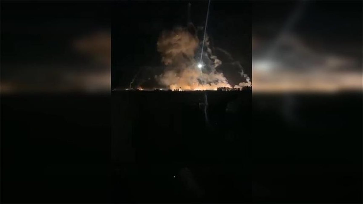 Irak yönetimi, Babil'de Haşdi Şabi'nin içinde bulunduğu karargahdaki patlamada çıkan