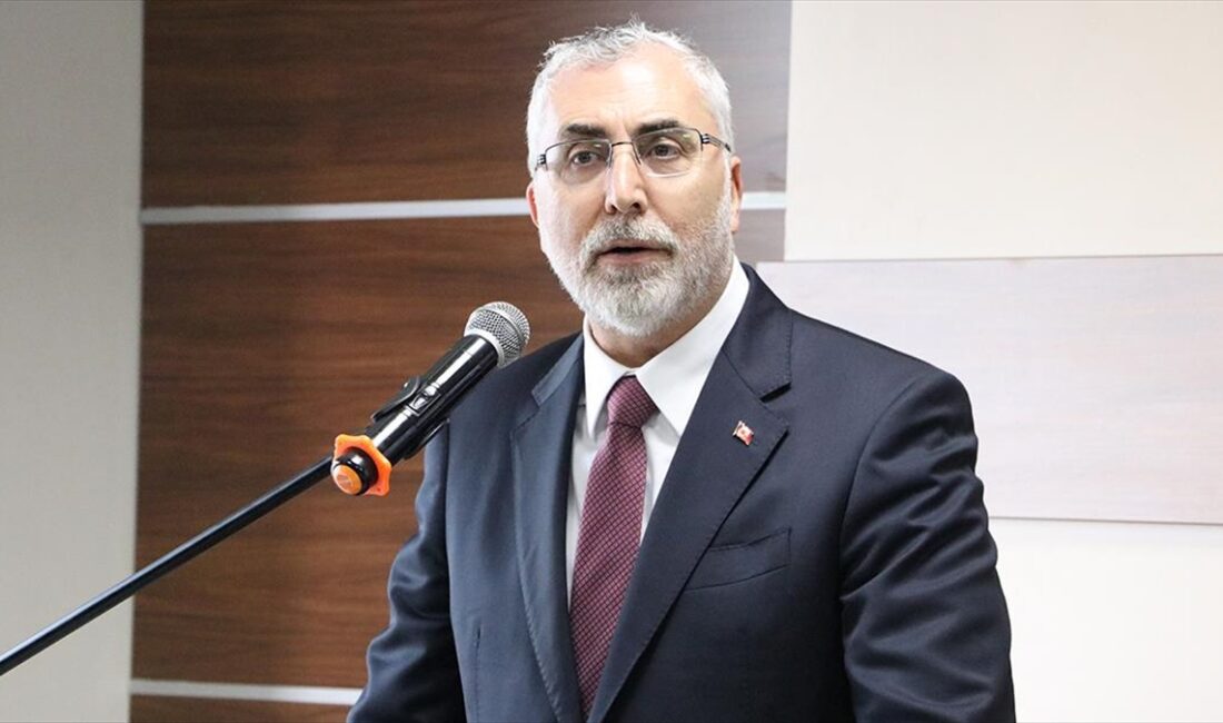 Çalışma ve Sosyal Güvenlik Bakanı Vedat Işıkhan, İŞKUR'un yılın ilk