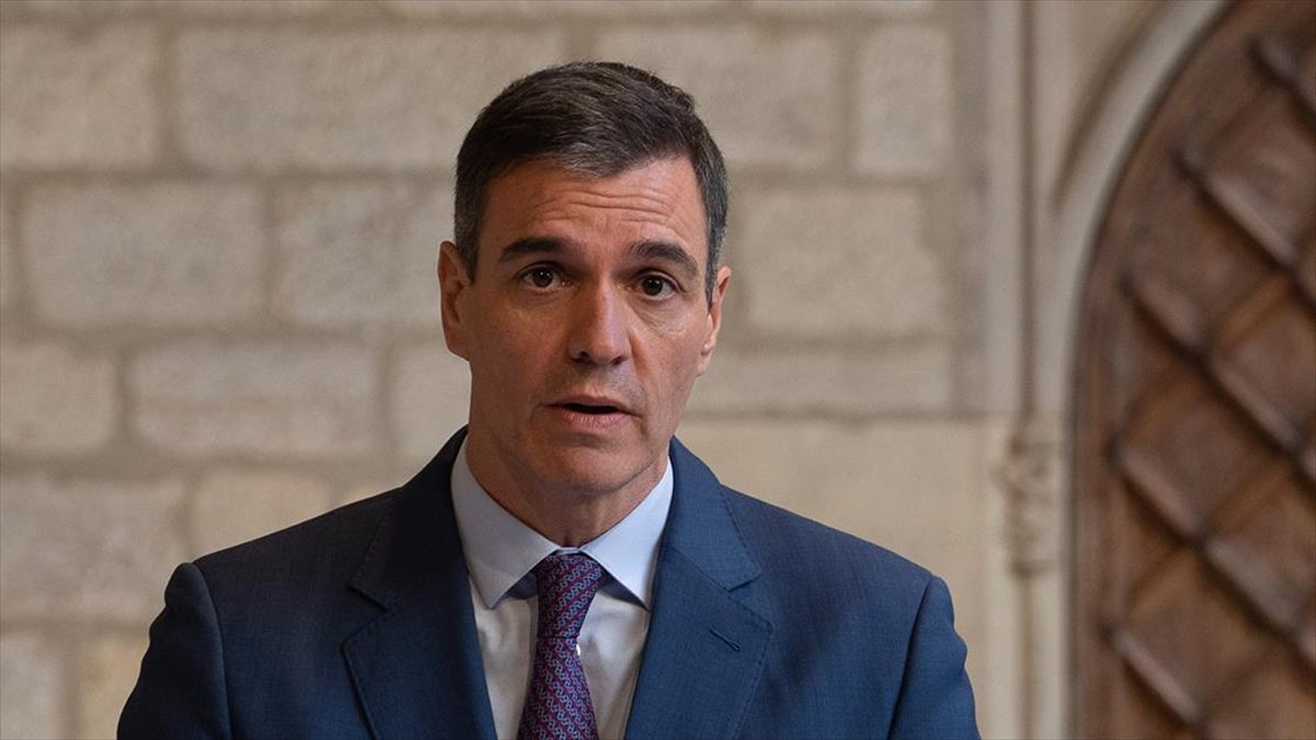 İspanya Başbakanı Pedro Sanchez, Filistin devletini yazdan önce tanıyacaklarını duyurdu.