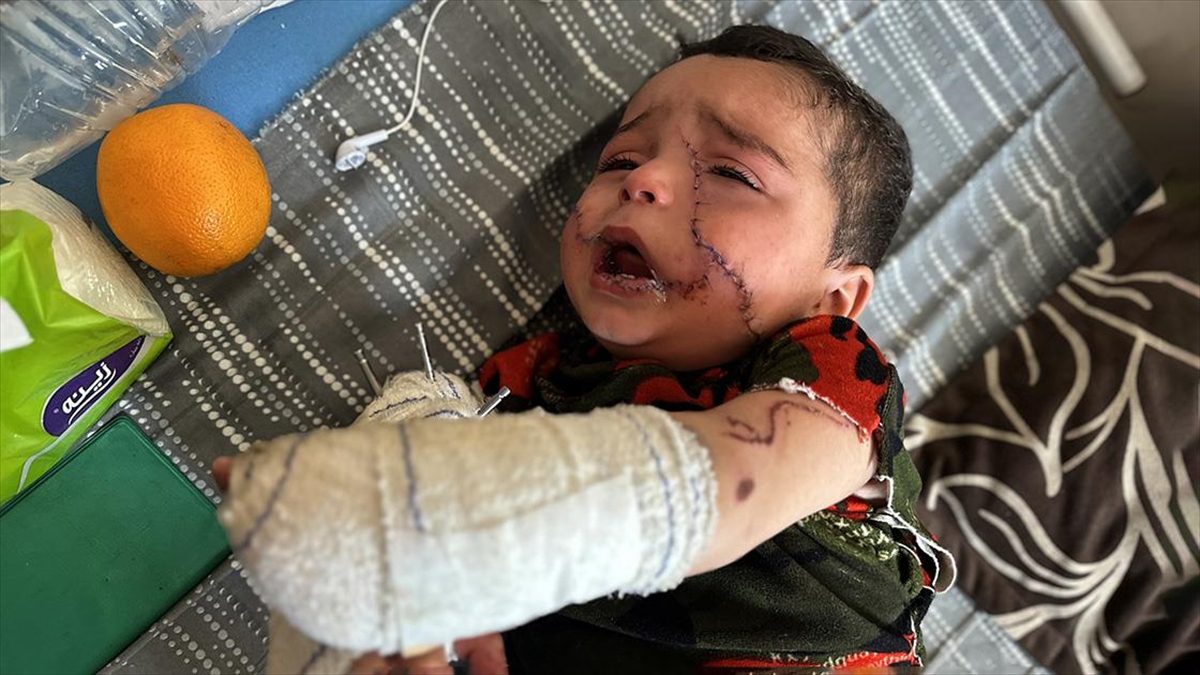 İsrail ordusunun Gazze Şeridi'ndeki Nusayrat Mülteci Kampı'na düzenlediği saldırıda ciddi