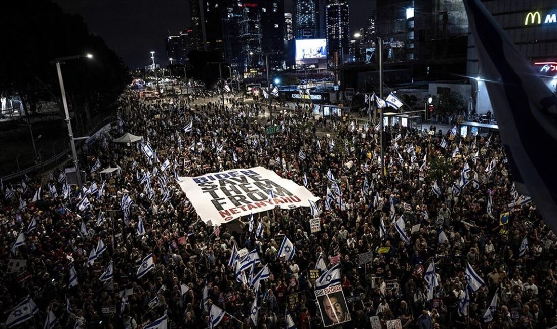 Tel Aviv'de binlerce İsrailli, Gazze'ye saldırılar devam ederken Başbakan Binyamin