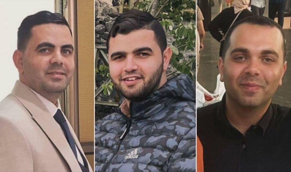 İsrail'in Gazze kentinin batısındaki Eş-Şati Mülteci Kampı'nda hareket halindeki bir