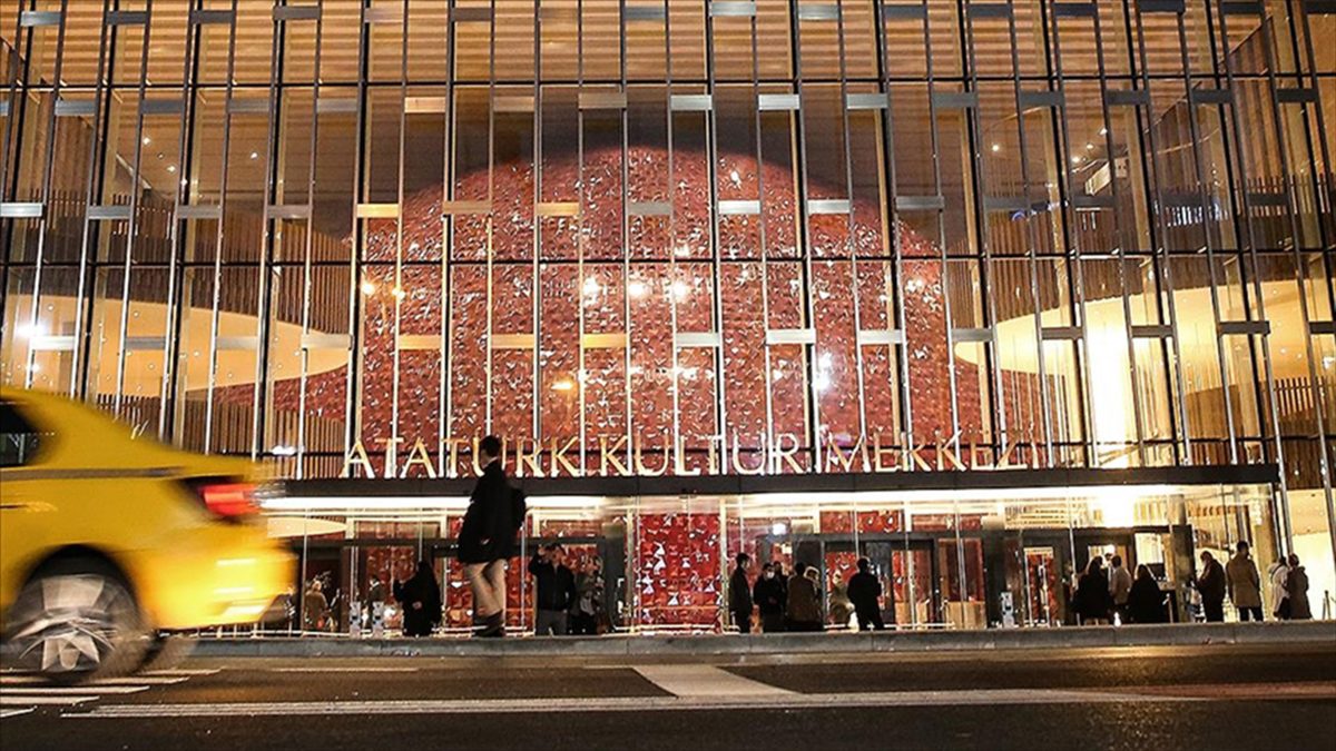 İstanbul bu hafta, geniş bir yelpazede birbirinden farklı etkinliklerle yerli