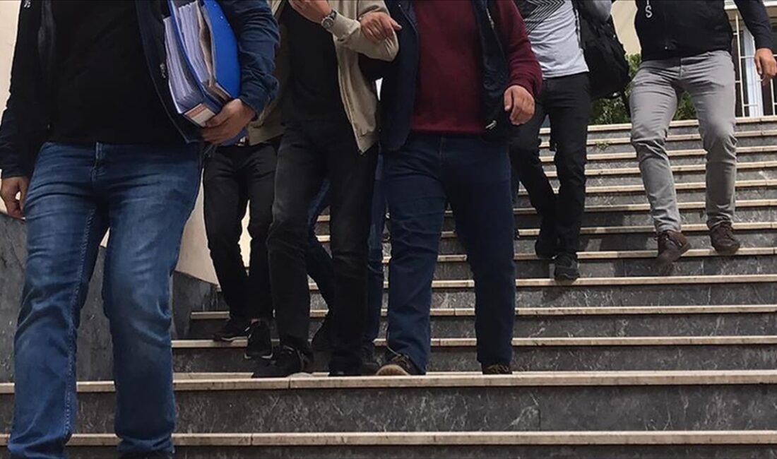 İstanbul'da dün gerçekleştirilen asayiş uygulamasında çeşitli suçlardan aranan 411 kişi