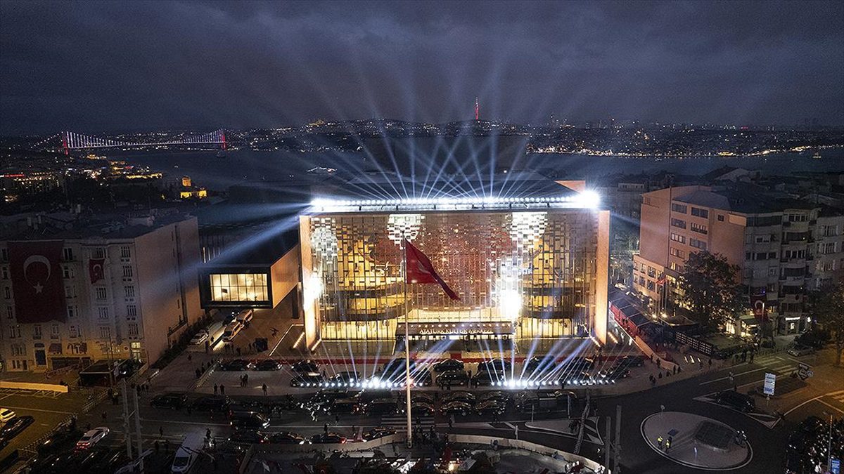 İstanbul'da bu hafta, geniş bir yelpazede birbirinden farklı etkinliklerle yerli