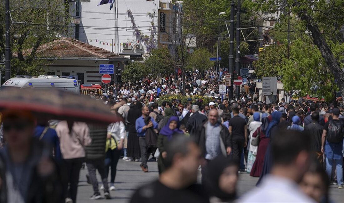 İSTANBUL (AA) – Bayramın ikinci gününü İstanbul’un tarihi ve turistik