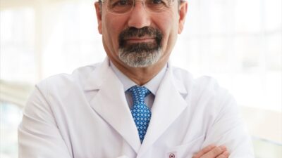 İSTANBUL (AA) – Medicana International İstanbul Hastanesi Kardiyoloji Bölümü'nden Prof.
