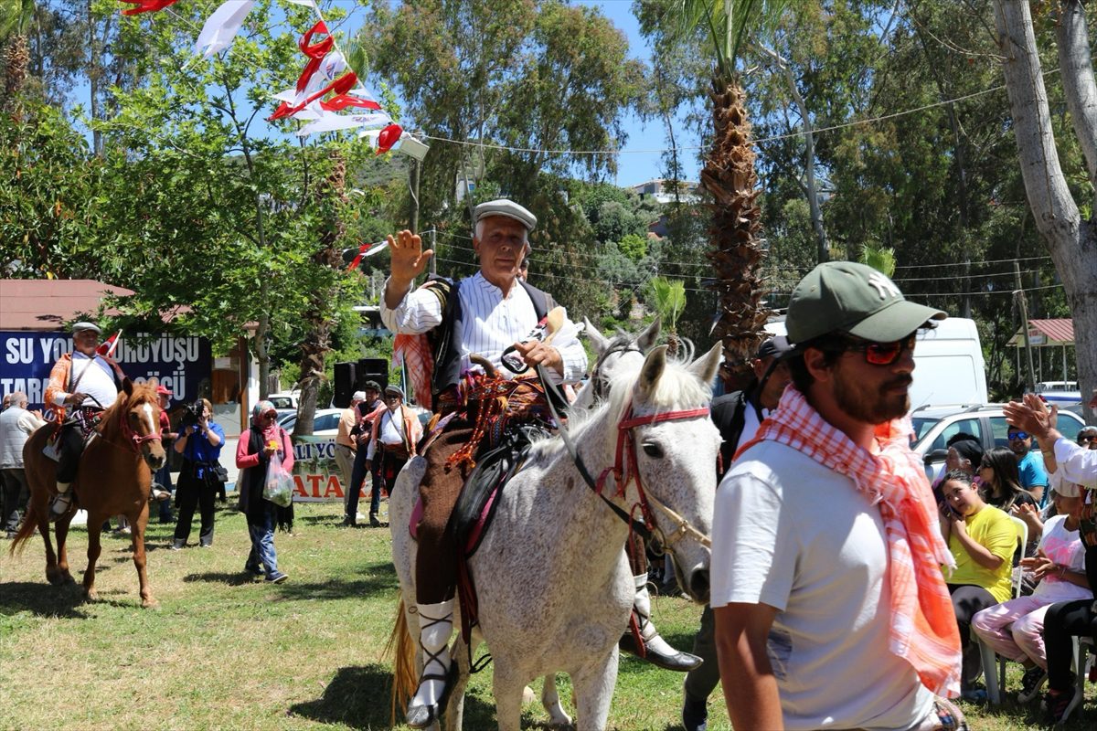 Kaş'ta Likya Su Yolu Yürüyüşü ve Patara Yörük Göçü düzenlendi