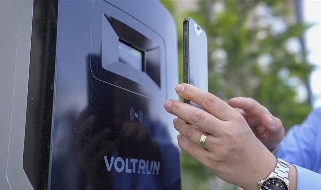 Türkiye'de elektrikli araç kullanıcı sayısının artmasıyla altyapısı gelişen şarj ünitelerinin