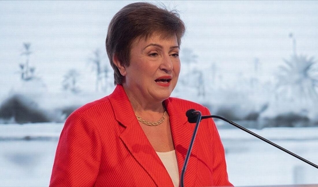 Uluslararası Para Fonunun (IMF) başkanlığına Kristalina Georgieva'nın yeniden seçildiği duyuruldu.