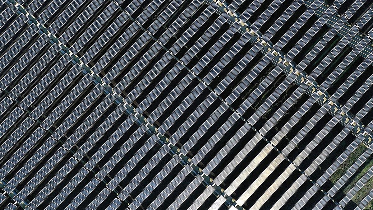 Dünya genelinde temiz enerji kaynaklarına yönelimin artmasıyla yenilenebilir enerji projelerinin