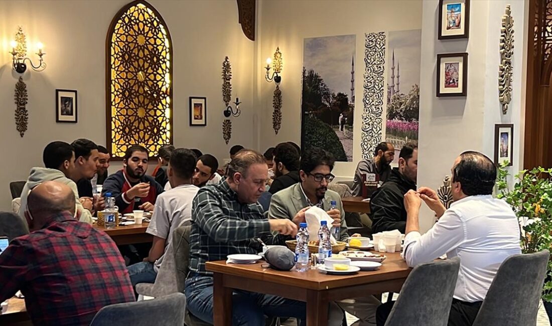 Libya'nın başkenti Trablus'ta halk, ramazan ayı boyunca iftarlarda Türk mutfağının