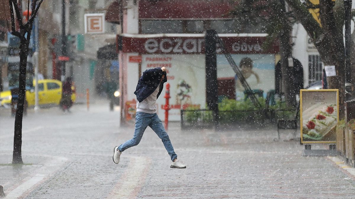 İç Anadolu'nun kuzeyi ile Batı Karadeniz'in iç kesimlerinde yarın yerel