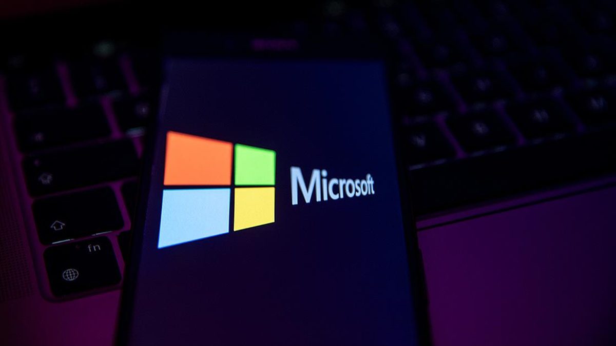 ABD'li teknoloji şirketi Microsoft, Endonezya'daki bulut depolama sistemi (Cloud) ve