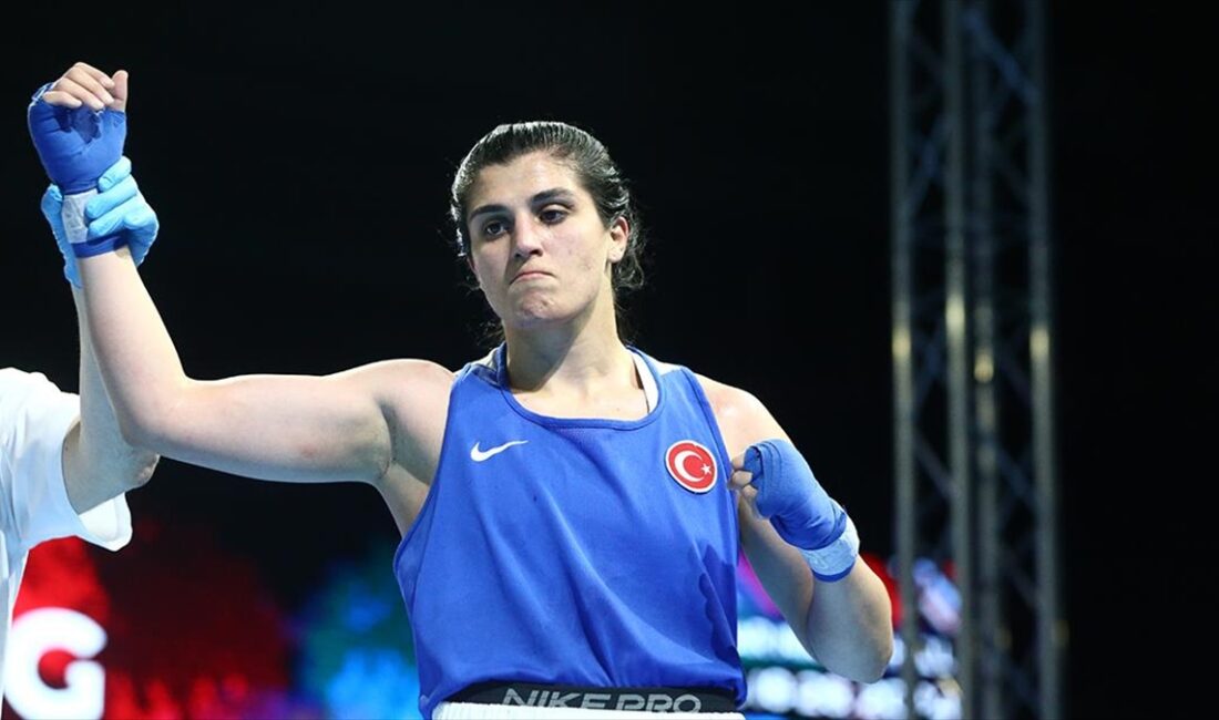 Sırbistan'da gerçekleştirilen 2024 Büyükler Avrupa Boks Şampiyonası'nda Busenaz Sürmeneli, altın