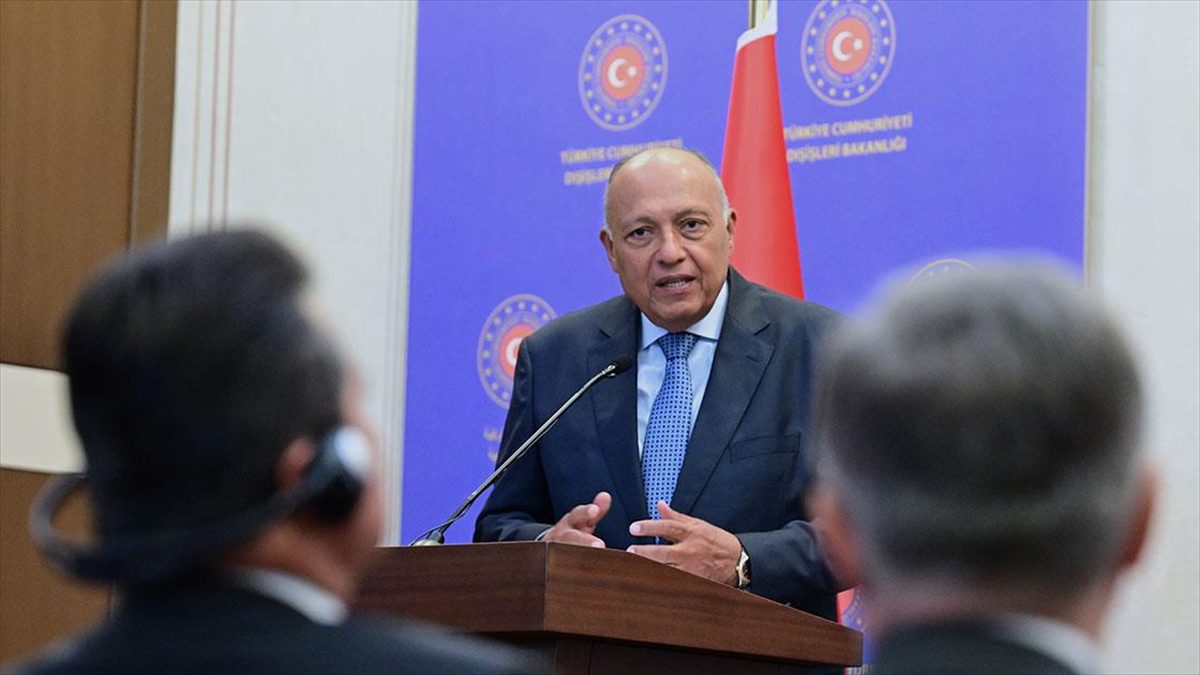 Mısır Dışişleri Bakanı Samih Şukri, İran ile İsrail arasındaki karşılıklı