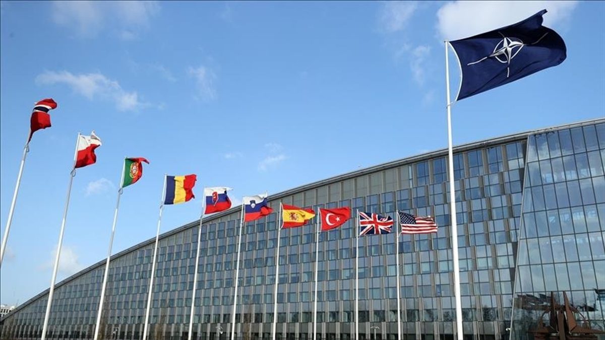 NATO, "İran'ın İsrail'e saldırılarıyla Orta Doğu'daki gerilimi artırmasını" kınayarak, itidal