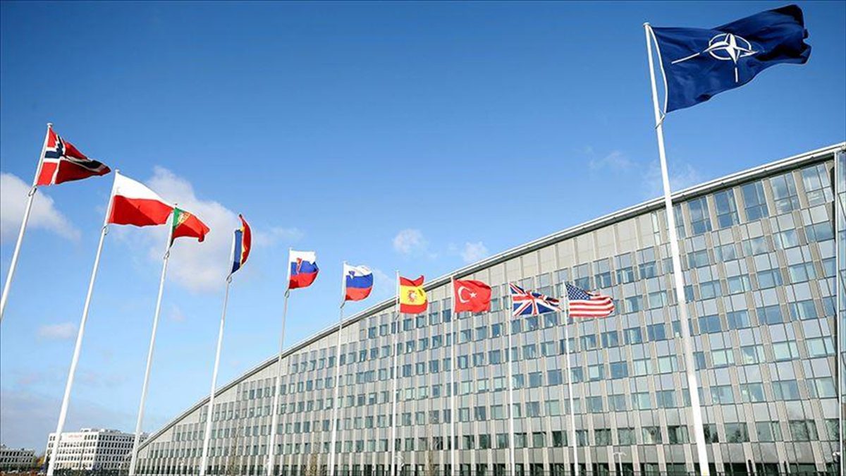 NATO-Ukrayna Konseyi, Brüksel'deki NATO karargahında dışişleri bakanları seviyesinde bir araya