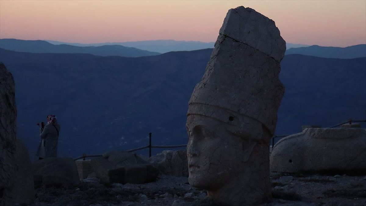 Adıyaman'ın Kahta ilçesi sınırları içerisinde yer alan, UNESCO Dünya Mirası