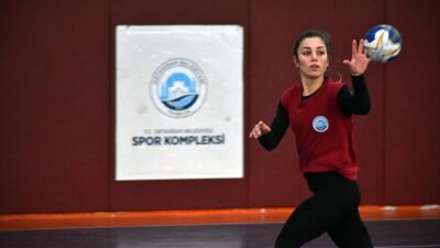 Türkiye Kadınlar Hentbol 1. Ligi B Grubu'nda sezonu 1. sırada