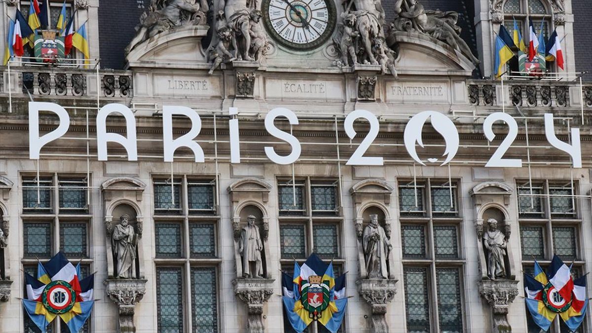 Paris 2024 Olimpiyat Oyunları meşalesi yakılarak Yunanistan'dan Fransa'ya yolculuğu başladı.