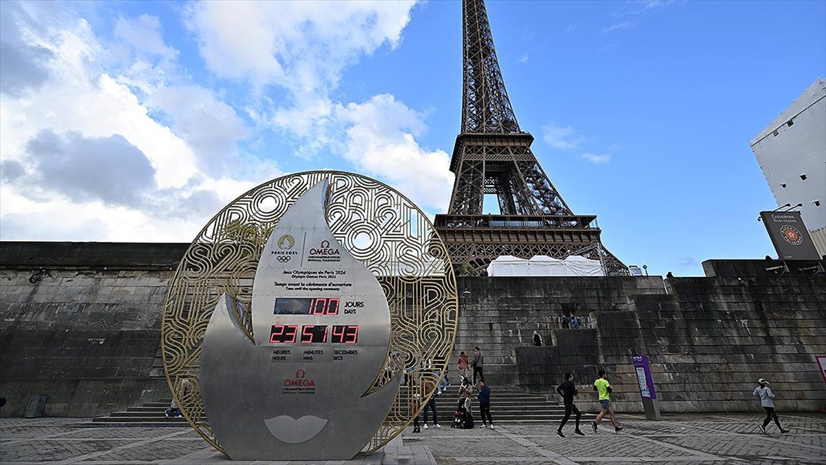Fransa'nın başkenti Paris'te yapılacak 2024 Olimpiyat Oyunları'nın başlamasına 100 gün