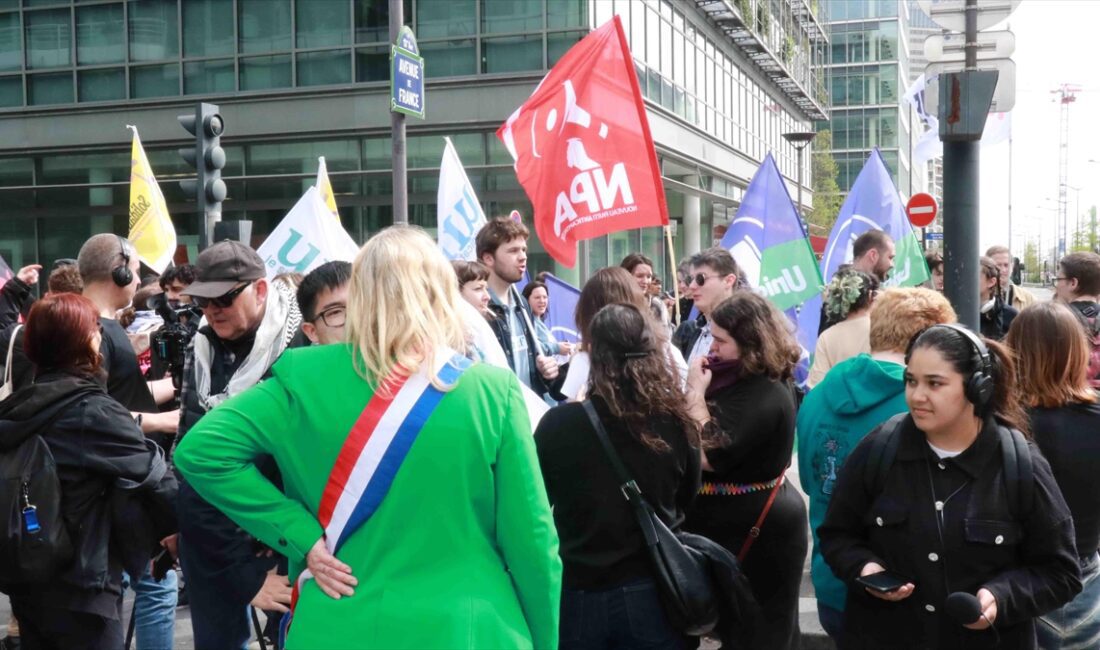 PARIS (AA) – Paris’te düzenlenecek Olimpiyatlar dolayısıyla öğrenciler, yaklaşık 3
