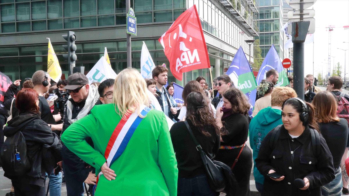 PARIS (AA) – Paris’te düzenlenecek Olimpiyatlar dolayısıyla öğrenciler, yaklaşık 3