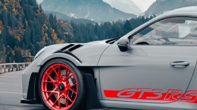 İSTANBUL (AA) – Porsche, Goodyear lastiklerini 911 GT3 RS modelinin