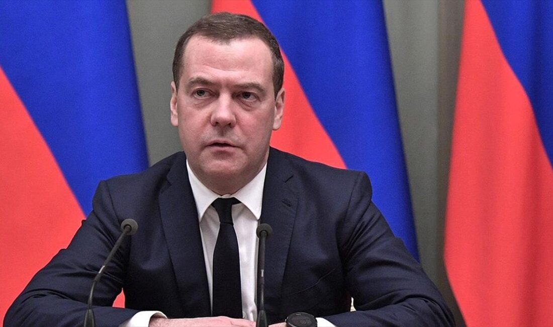 Rusya Güvenlik Konseyi Başkan Yardımcısı Dmitriy Medvedev, Gazze’deki cinayetlerin ABD