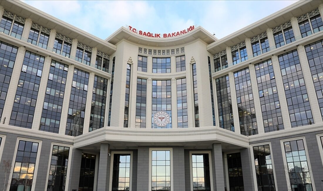Sağlık Bakanlığı, Ramazan Bayramı'nda 81 ilde sağlık hizmetlerinde aksaklık yaşanmaması,