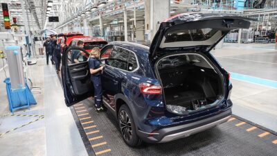 Türkiye'nin otomotiv ihracatında başı çeken illerden Sakarya, yılın ilk çeyreğinde