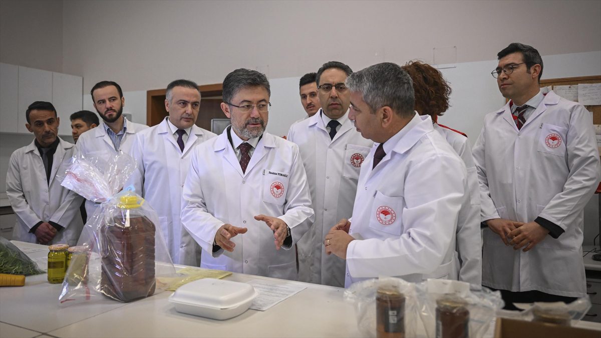 Tarım ve Orman Bakanı İbrahim Yumaklı, "Denetimler sonucunda 1022 işlem