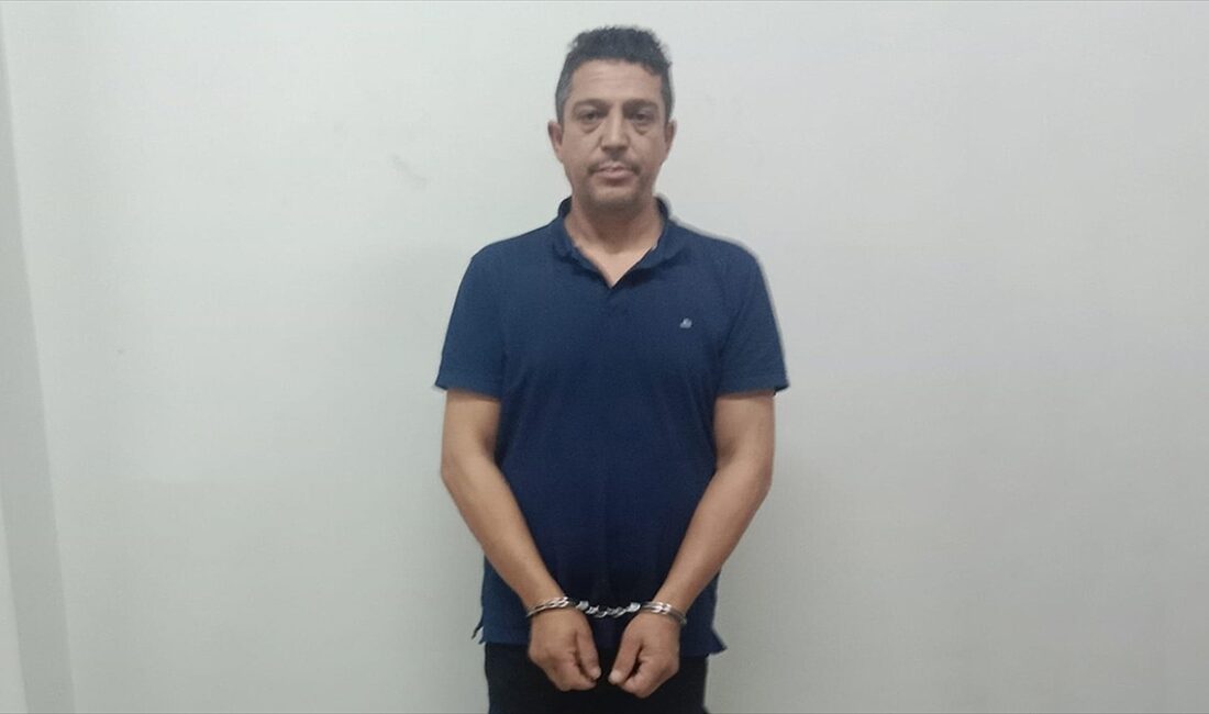 Terör örgütü PKK/KCK'nın sözde Almanya Köln/Troisdorf sorumlusu Mürsel Durmaz, İstanbul'da