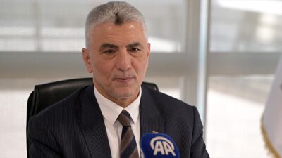 Ticaret Bakanı Ömer Bolat, hizmet ihracatında yıl sonu hedefi olan