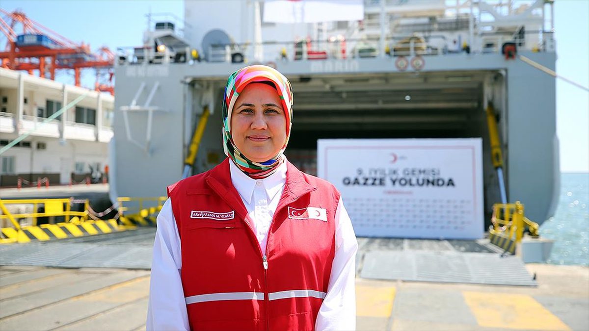Türk Kızılay Genel Başkanı Fatma Meriç Yılmaz, Türkiye'nin "İyilik Gemileri"