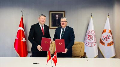 Ulaştırma ve Altyapı Bakanı Uraloğlu, Türkiye ve Kırgızistan arasında imzalanan