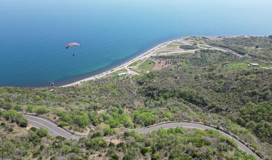 Marmara Denizi ile Ganos Dağı eteklerindeki ormanların bütünleştiği Uçmakdere, Ramazan