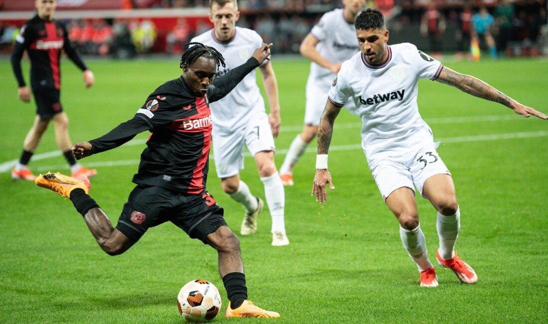 UEFA Avrupa Ligi'nde çeyrek final rövanş maçları yarın oynanacak.