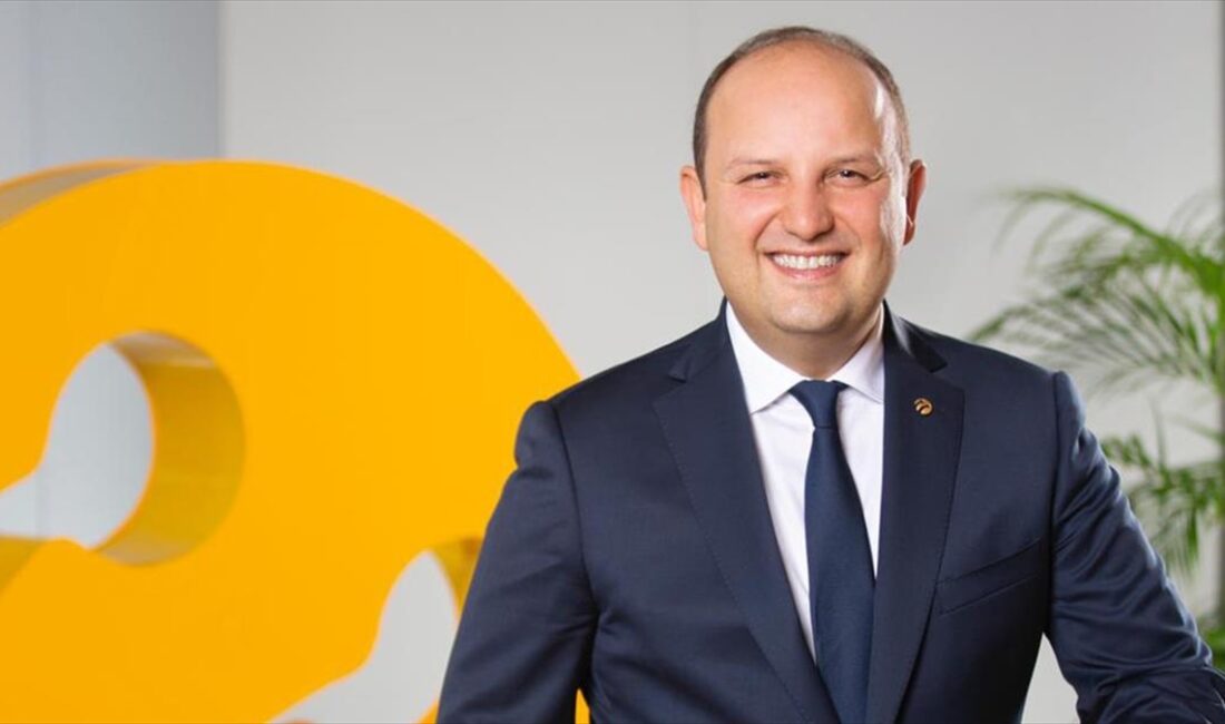 Turkcell Şebeke Teknolojilerinden Sorumlu Genel Müdür Yardımcısı Vehbi Çağrı Güngör,