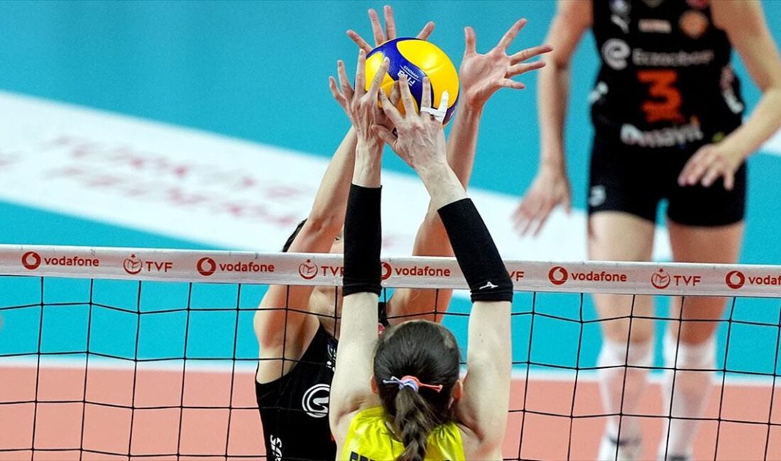 Voleybol Vodafone Sultanlar Ligi final serisinin 5. ve son maçında