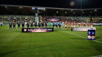 Galatasaray ile Fenerbahçe arasındaki Turkcell Süper Kupa mücadelesi, sarı-lacivertli futbolcuların