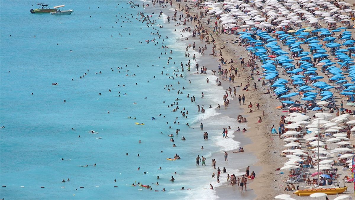 Yerli turistlerin geçen yıl yaptığı seyahat harcamaları, bir önceki yıla