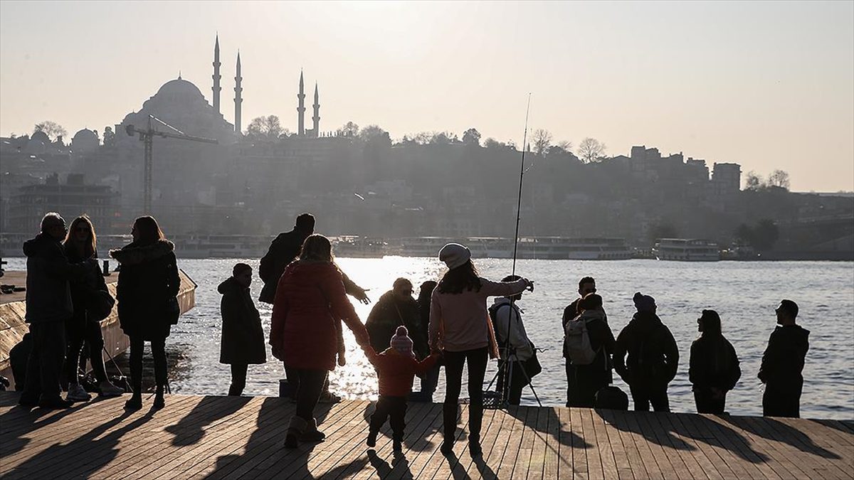 Çevre, Şehircilik ve İklim Değişikliği Bakanı Mehmet Özhaseki, yurt genelinde