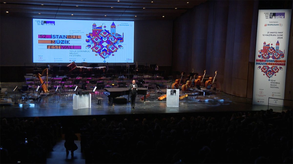 İstanbul Kültür Sanat Vakfı (İKSV) tarafından Borusan Holding sponsorluğunda, Kültür