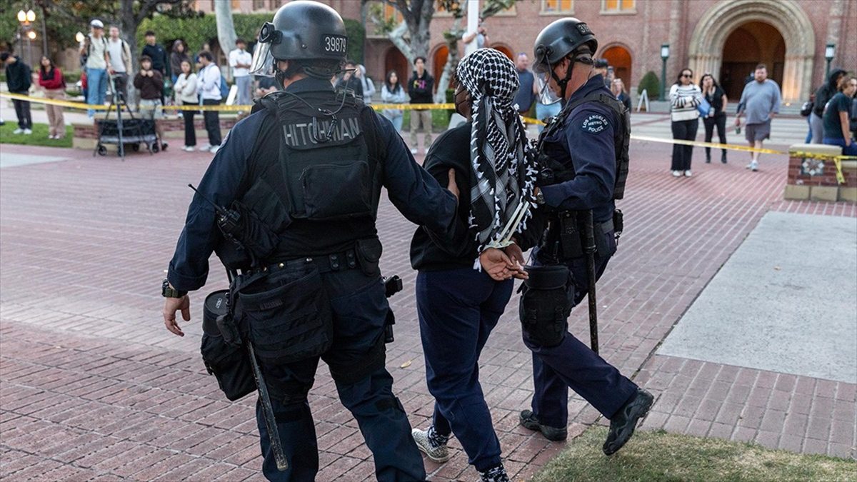ABD genelinde üniversitelerde düzenlenen Filistin'e destek gösterilerinde, yaklaşık 2 bin