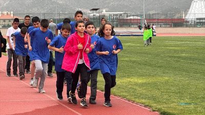 Afyonkarahisar'da özel sporcular, katıldıkları organizasyonlarda elde ettikleri derecelerle hedefleri olan