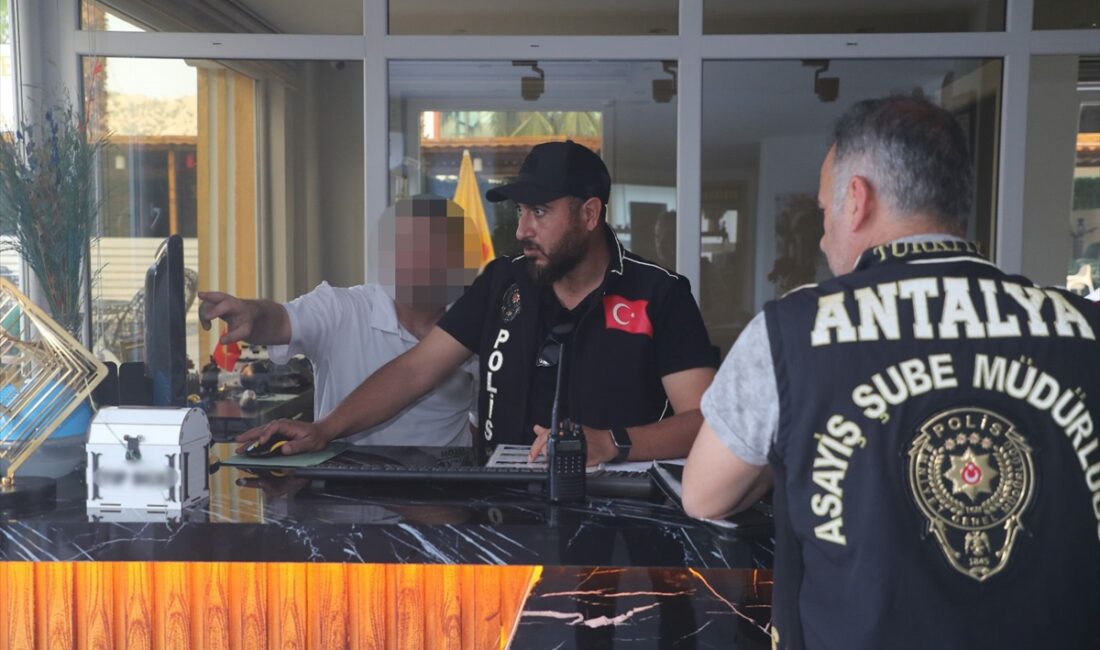 ANTALYA (AA) – Antalya'da günübirlik kiralanan evlerin denetiminde 11 işletme