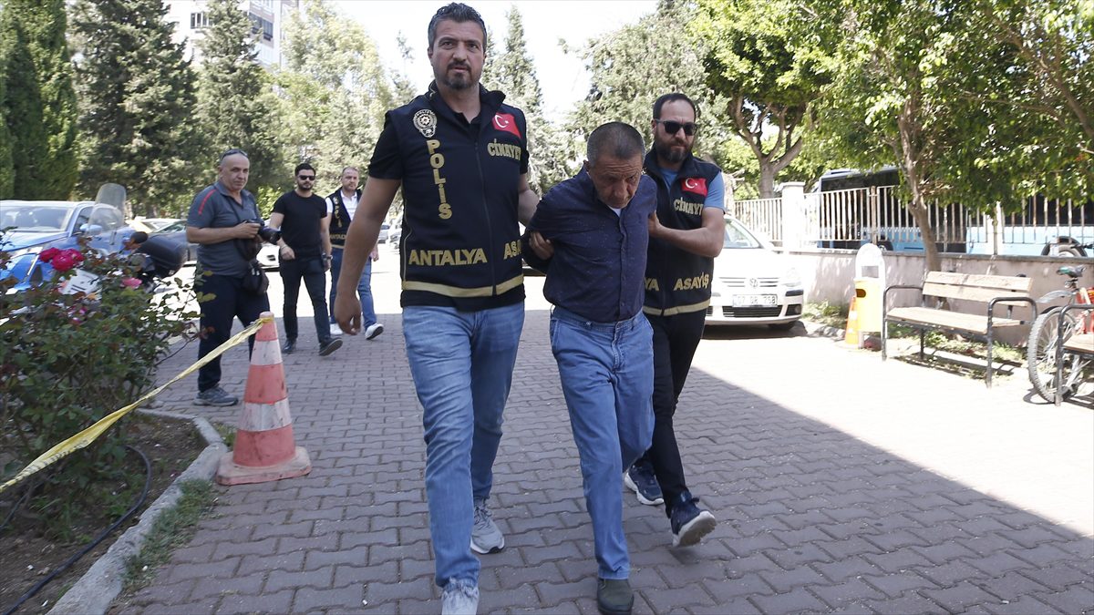 ANTALYA (AA) – Döşemealtı ilçesi Yeşilbayır Mahallesi’ndeki Halil Akyüz Huzurevi’nde