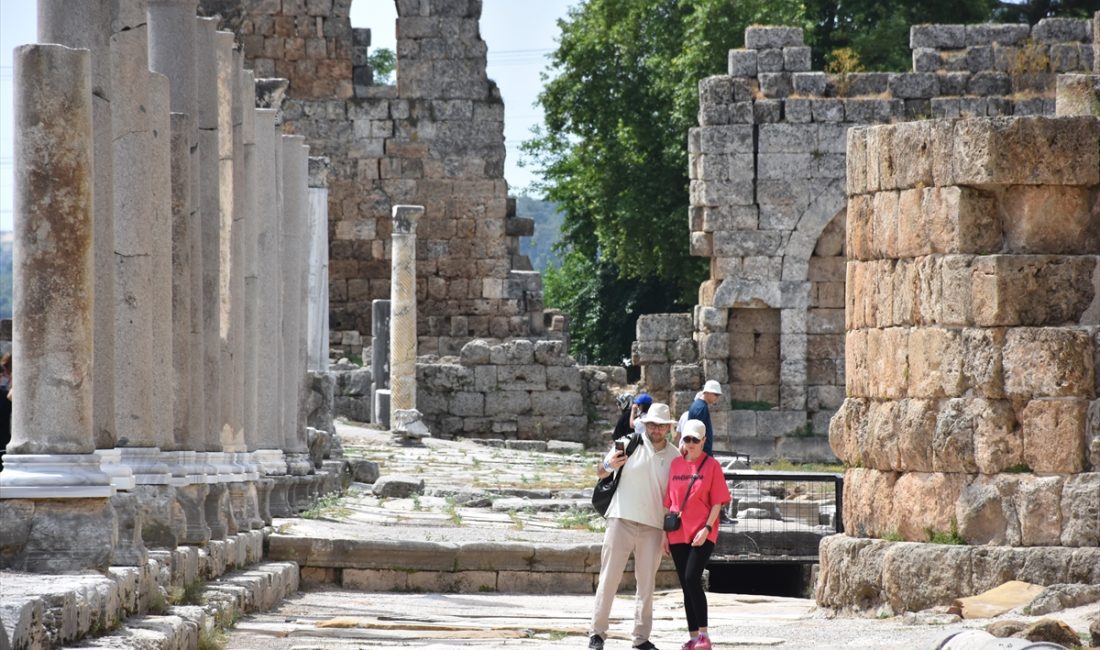 ANTALYA (AA) – ZEHRA TEKECİ – Anadolu’daki en düzenli Roma